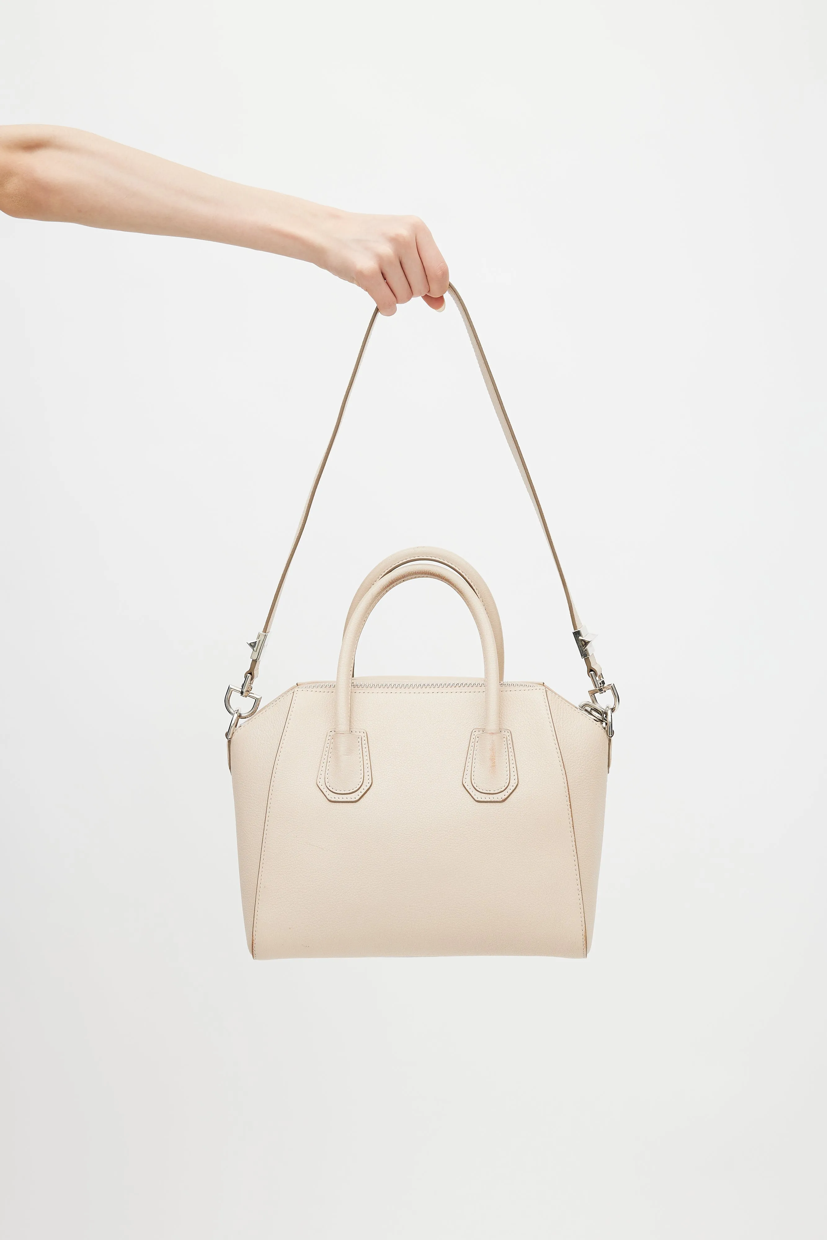 2015 Beige Leather Small Antigona Shoulder Bag