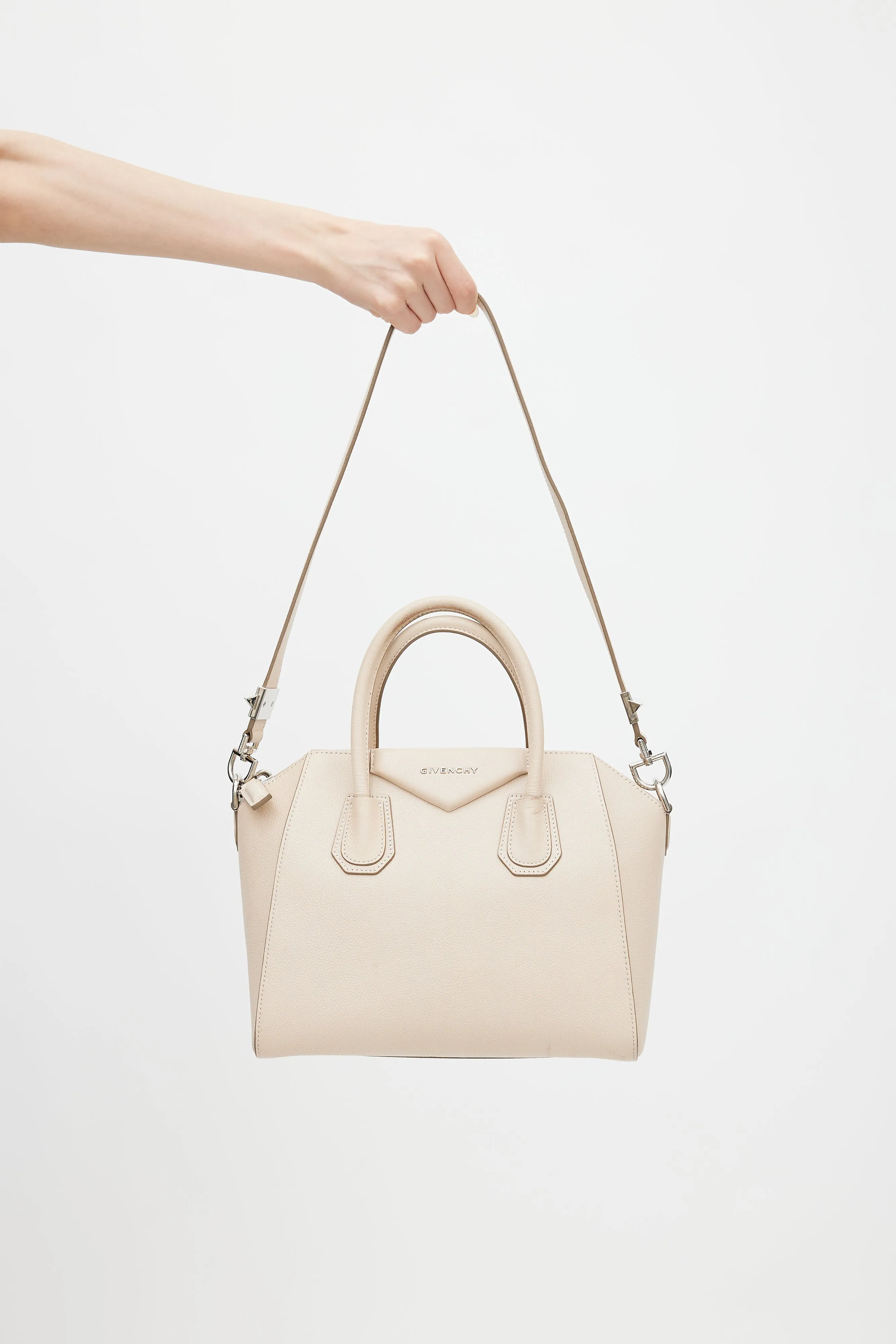 2015 Beige Leather Small Antigona Shoulder Bag