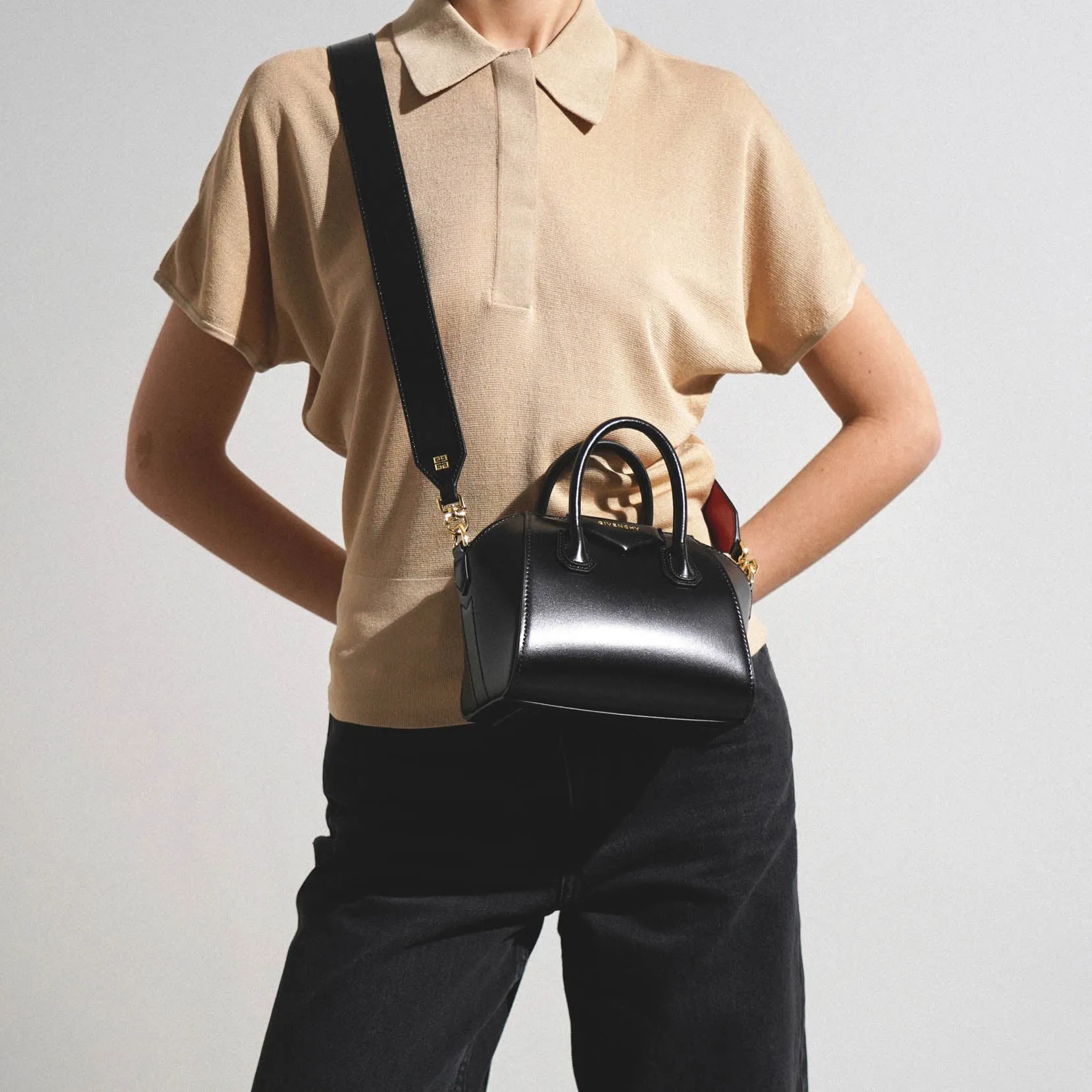 Antigona toy black bag