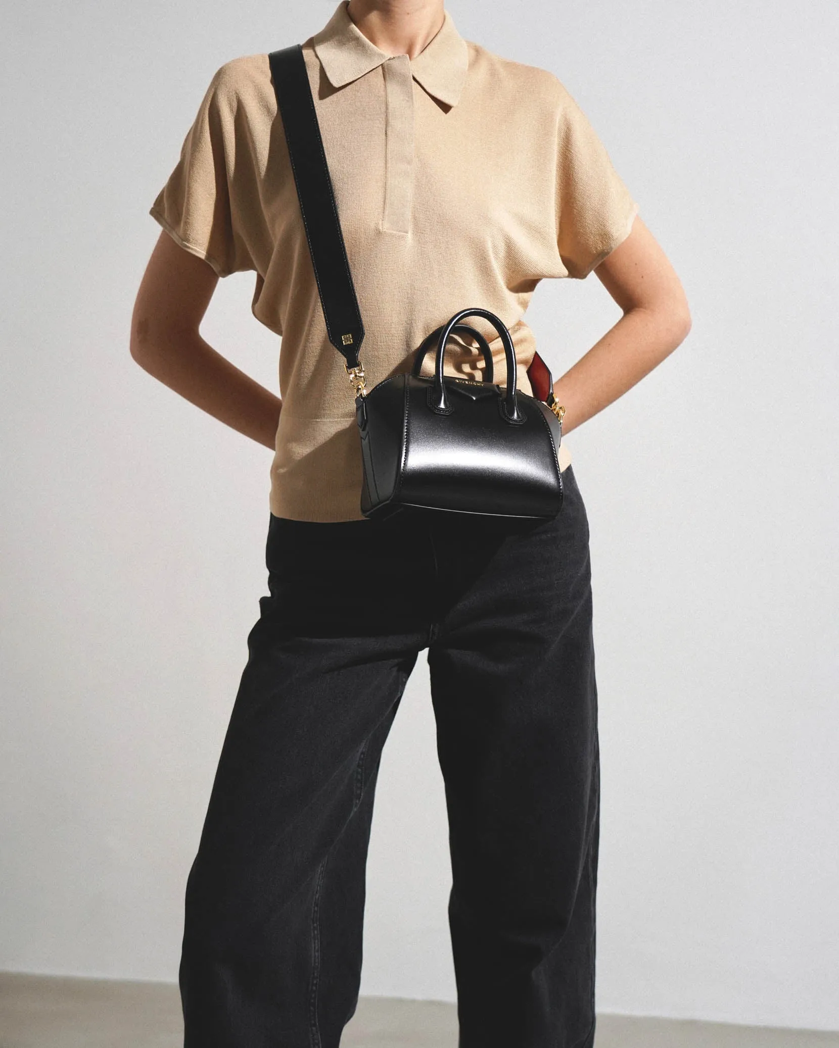 Antigona toy black bag