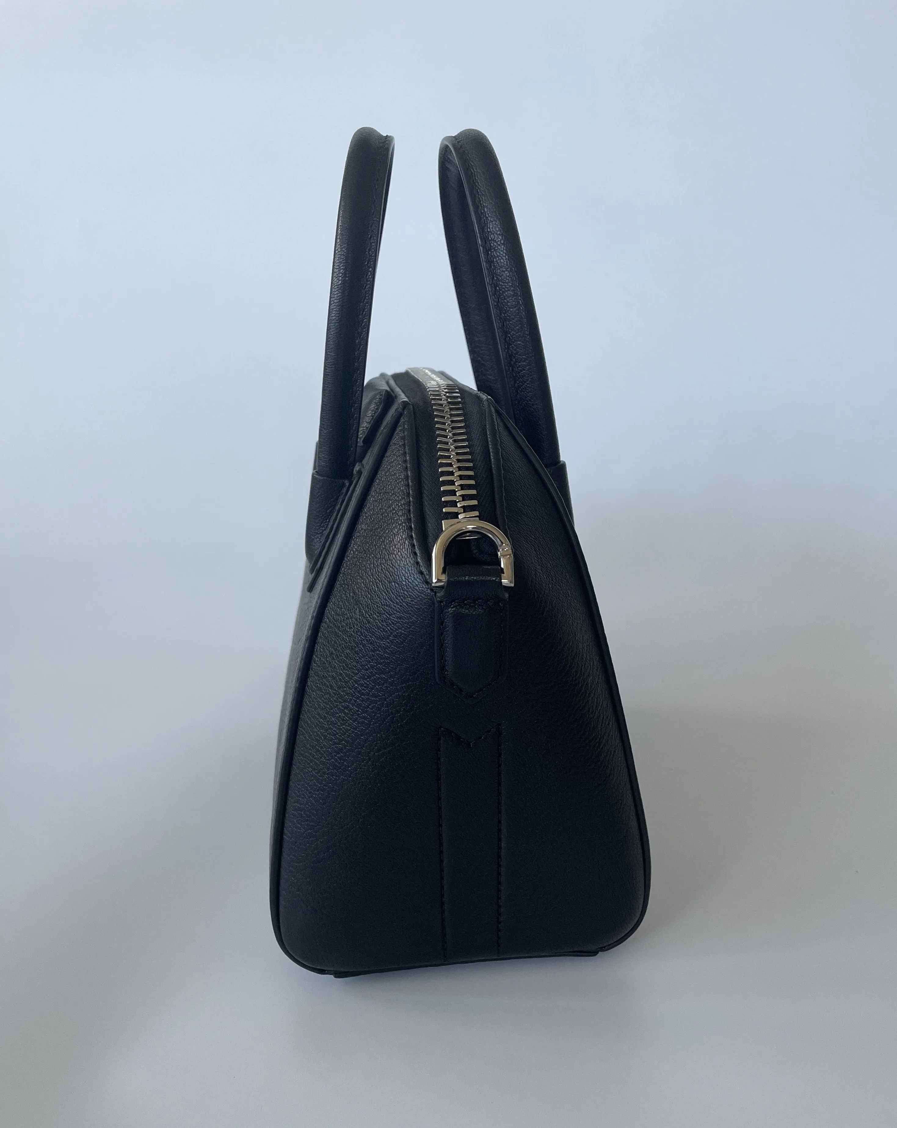 GIVENCHY | MINI ANTIGONA | BLACK
