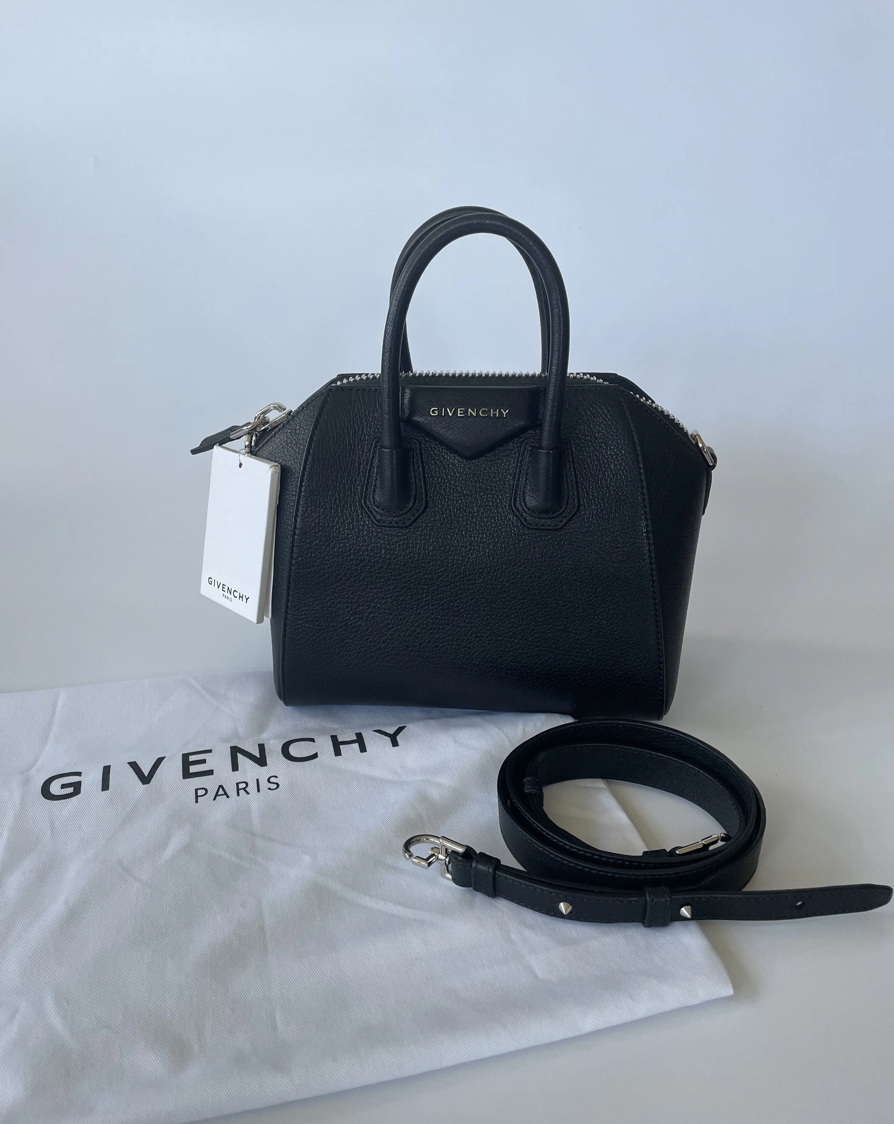 GIVENCHY | MINI ANTIGONA | BLACK
