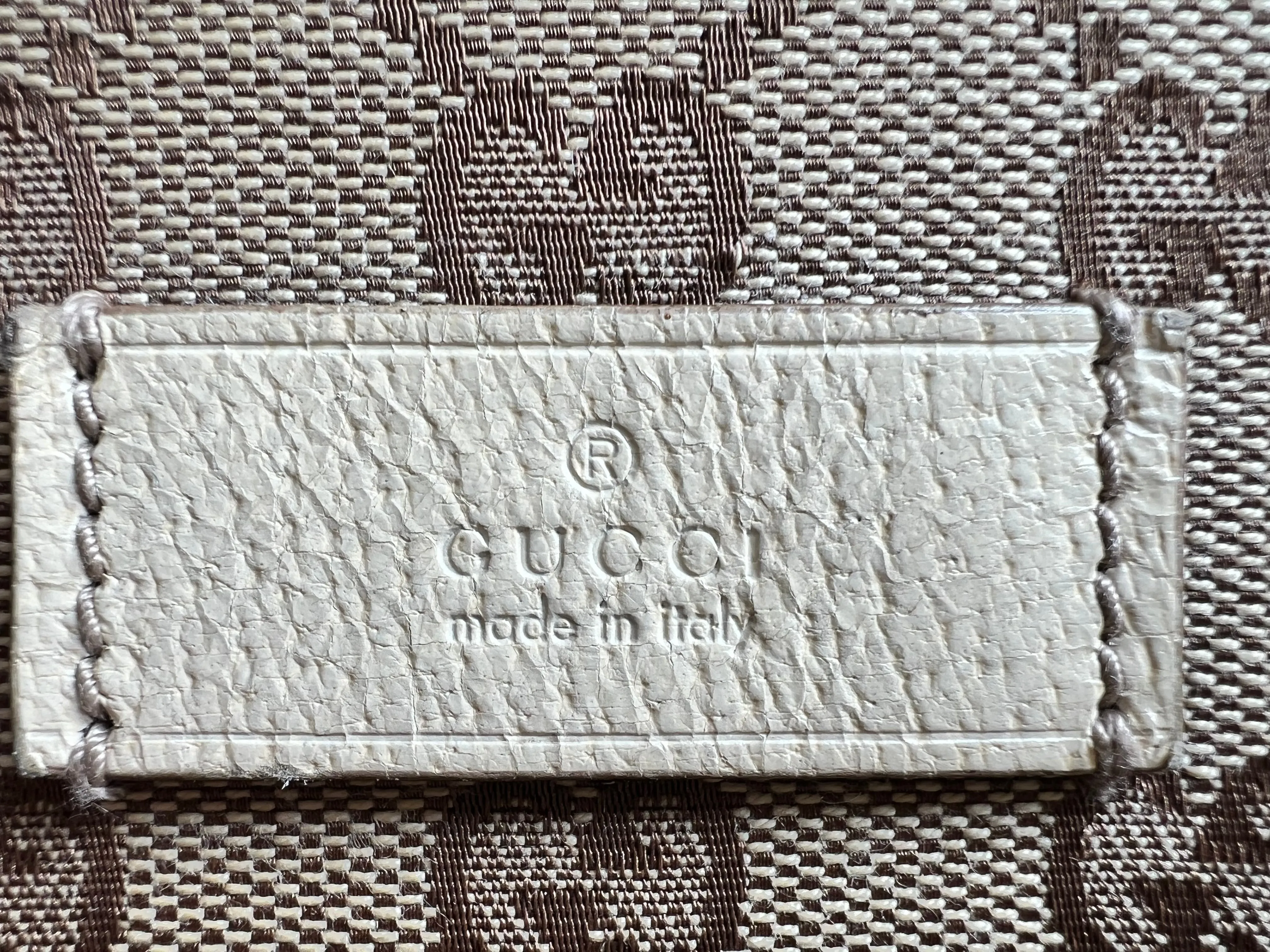 Gucci GG White Beige Canvas Messenger Bag