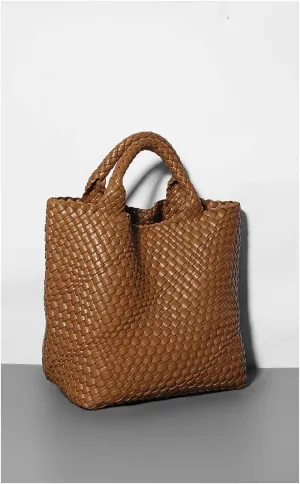 Soft Leather Bucket Tote One Shoulder Large Bag, Woven Dumpling Bag, Niche Design Beach Bags